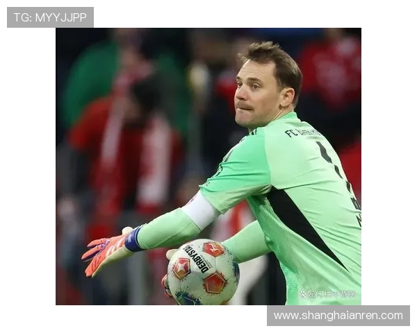 诺伊尔作为后场第一出球点的脚下技术解析 诺伊尔作为后场第一出球点的脚下技术解析