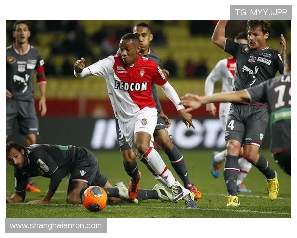 努涅斯与马夏尔进攻稳定性对比分析