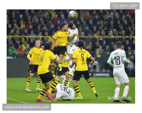 多特蒙德赛季后期状态下滑趋势显现,对联赛竞争格局带来变化 多特蒙德赛季后期状态下滑趋势显现,对联赛竞争格局带来变化