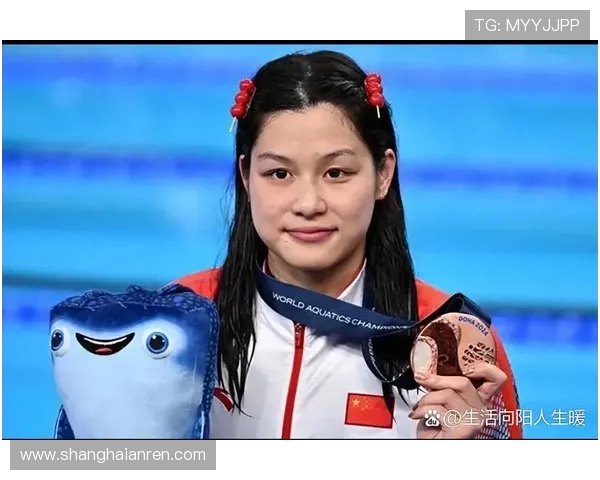 余依婷这生活也太反差了吧，比赛场上拼命赛后秒变购物狂小姐姐！